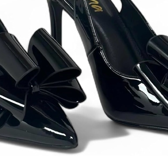 Elegant Black Women's Heels Size 9 - Picture 3 of 12